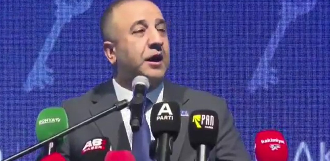 Uzbaş, Anahtar Parti il başkanını yalanladı