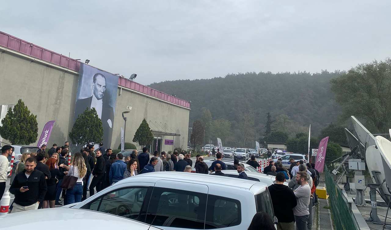 beIN Sports’un televizyon binasına silahlı saldırgan paniği