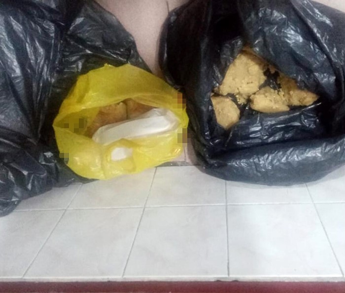 İzmir’den iğrenç görüntü: Börek tezgahlarında fare cirit attı