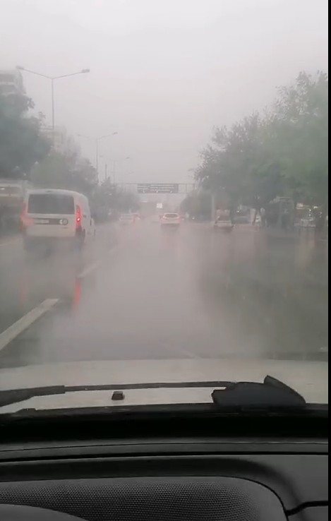 Konya’da şiddetli fırtına ve yağış etkisini sürdürüyor 2