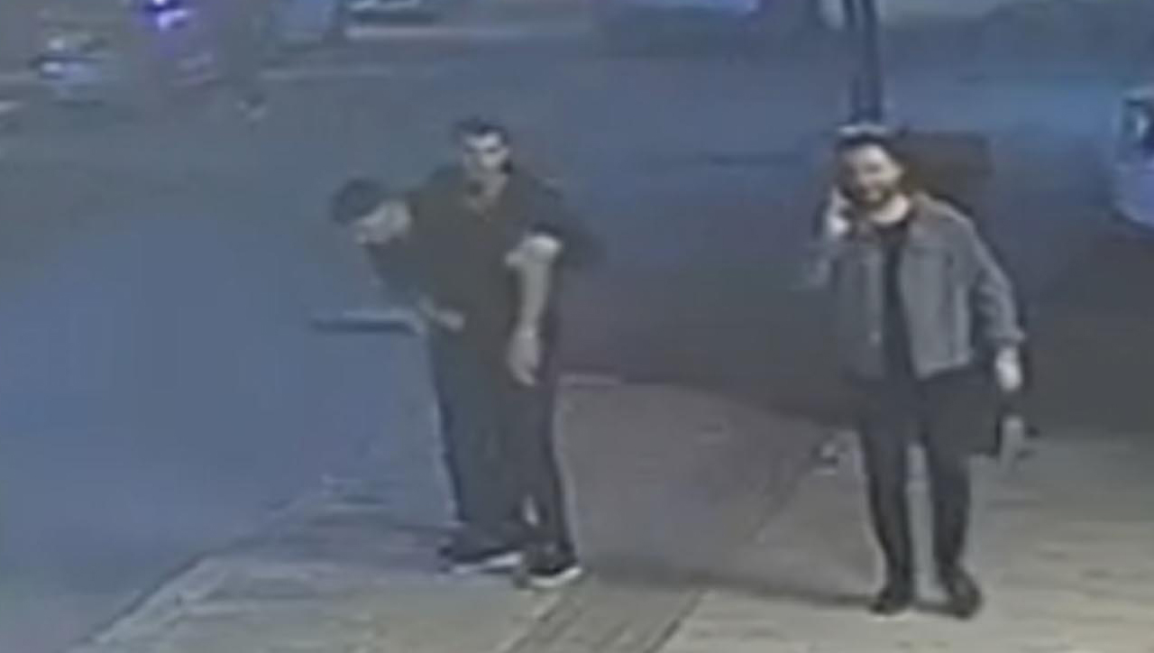 Yürürken boğazına limon kaçan kişi Heimlich manevrasıyla kurtarıldı