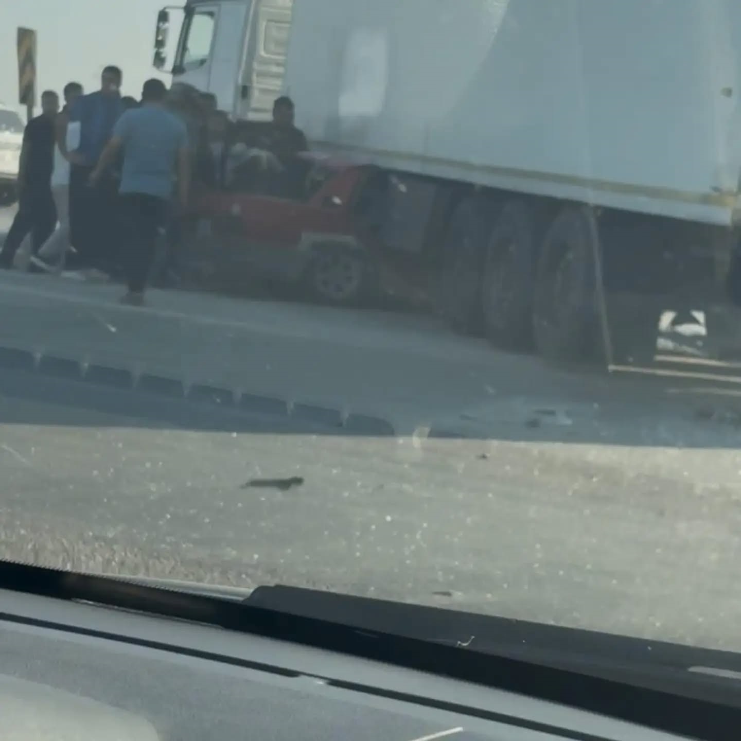 Konya’da ölümlü kaza! Araç tırın altına girdi: 2 kişi hayatını kaybetti