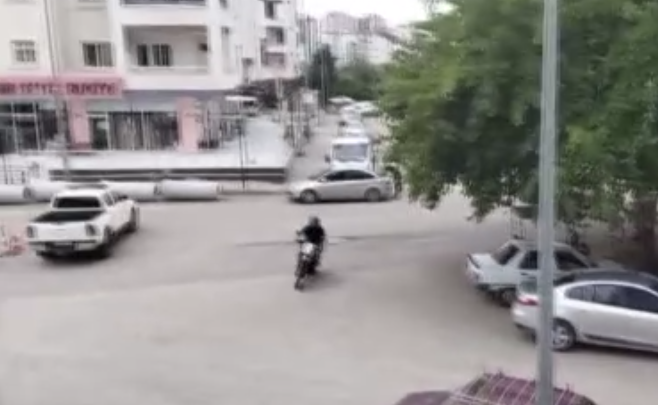 Adana’da peş peşe deprem