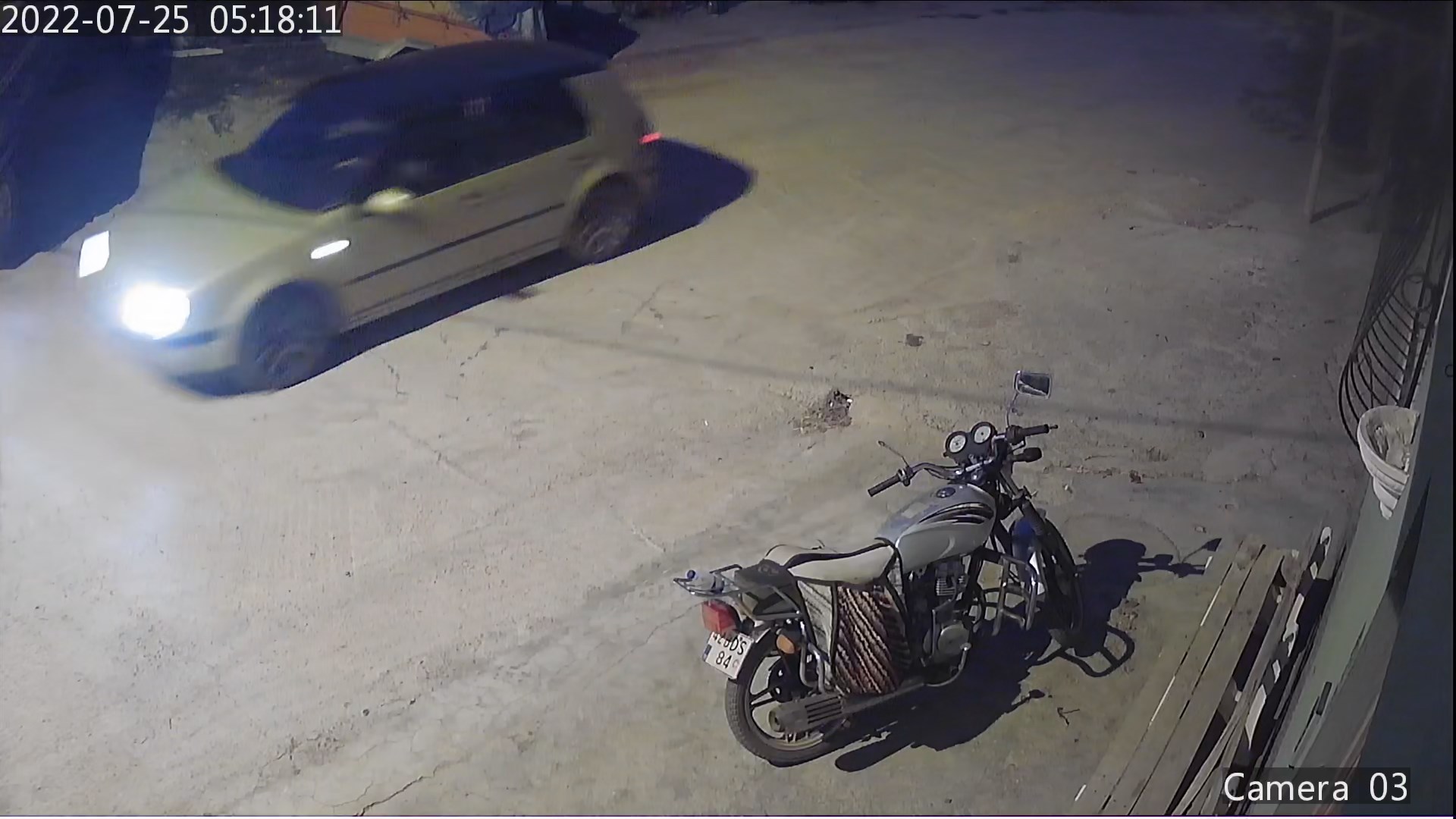 Motosiklet hırsızlarını kamera görüntüleri ele verdi