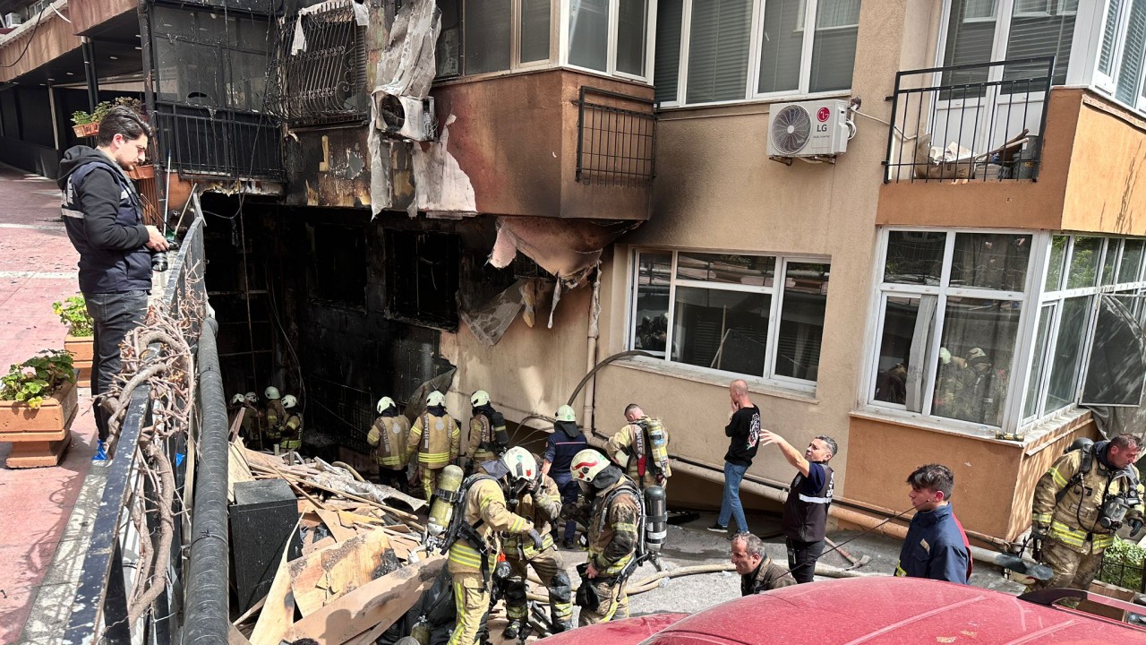 16 katlı bir binanın alt katındaki işletmede yangın çıktı: 8 ölü, 7’si ağır 9 yaralı