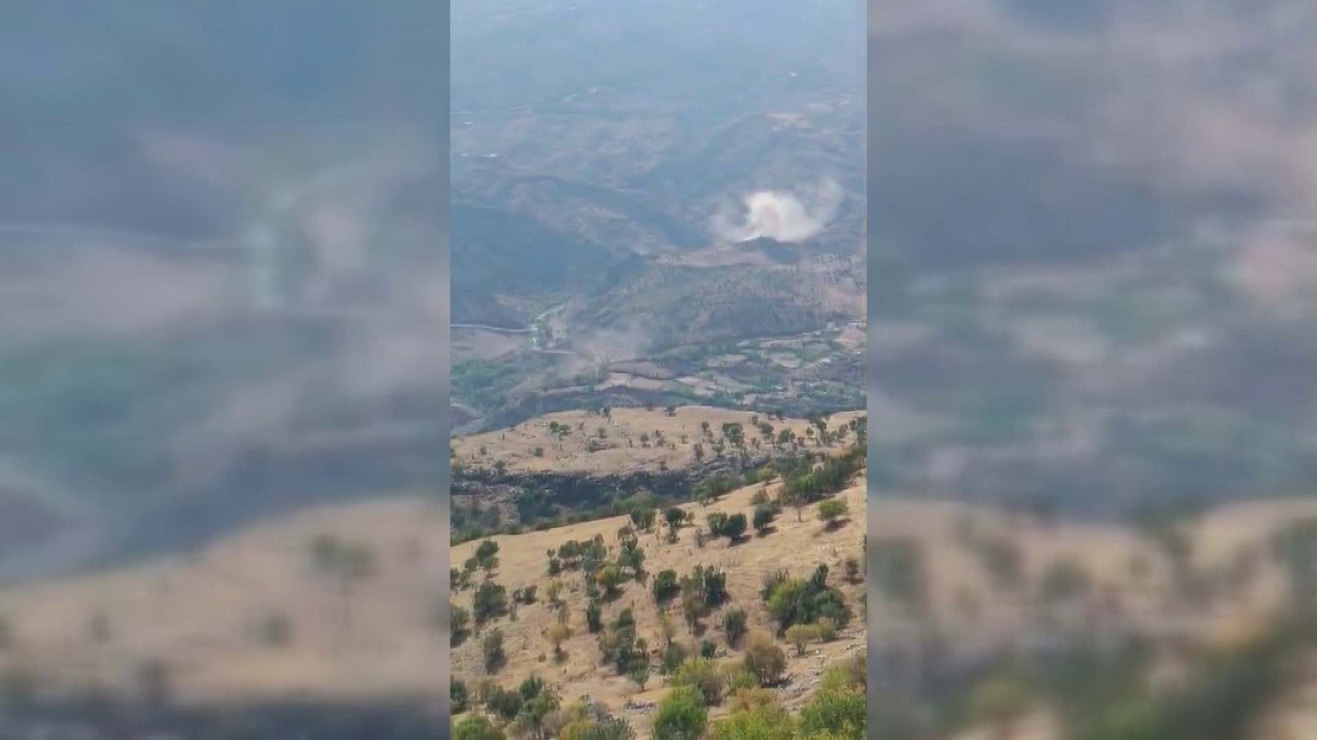 Malatya’daki deprem anında dağda toz bulutu oluştu