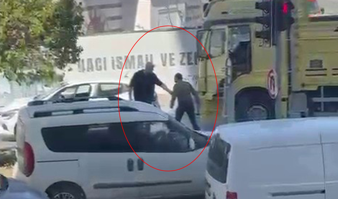 Trafikte dehşet: Kamyon şoförü çekiçle saldırdı