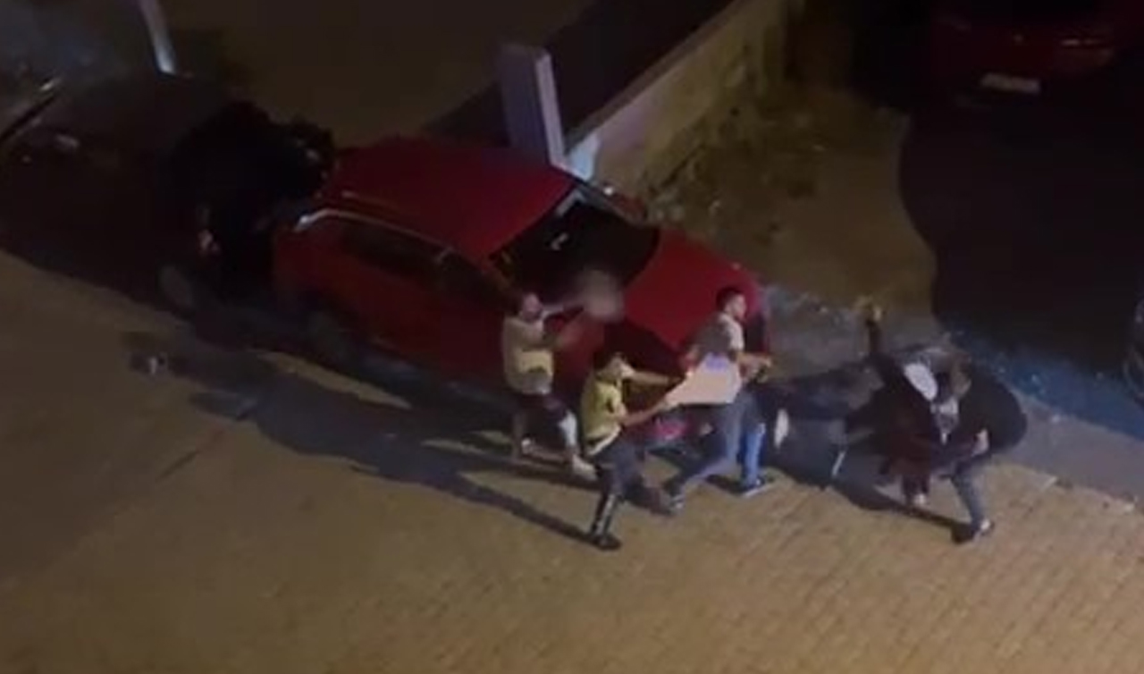 Tadilat sesinden başlayan kavgada komşular birbirlerine silah, bıçaklı ve briketle saldırdı