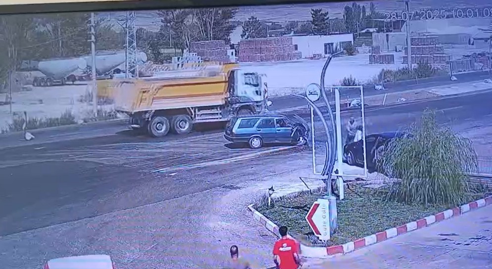 Konya yolunda feci kaza! 1’i ağır 8 yaralı