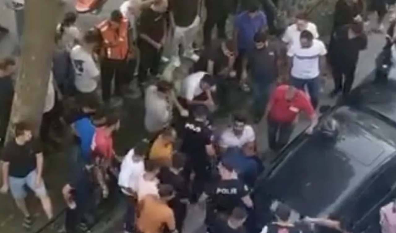 Çocuk tacizcisine linç girişimi: Mahallelinin elinden polis kurtardı