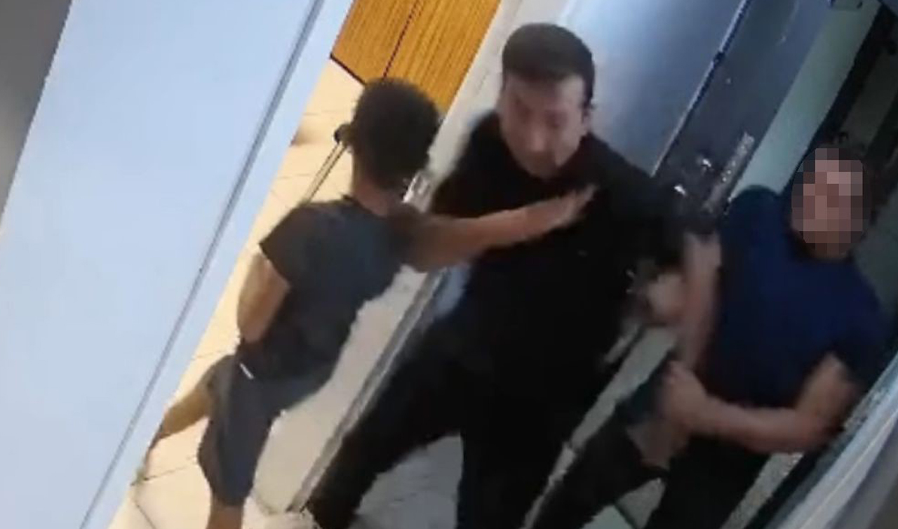 Boşanma aşamasındaki eşe, polis merkezinde kayınbirader dayağı