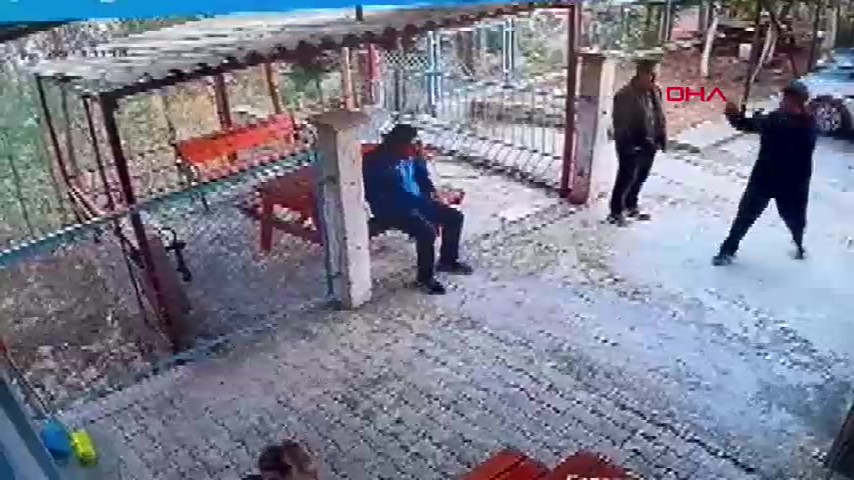 Ortaokul öğrencisi okul müdürünü tüfekle vurdu