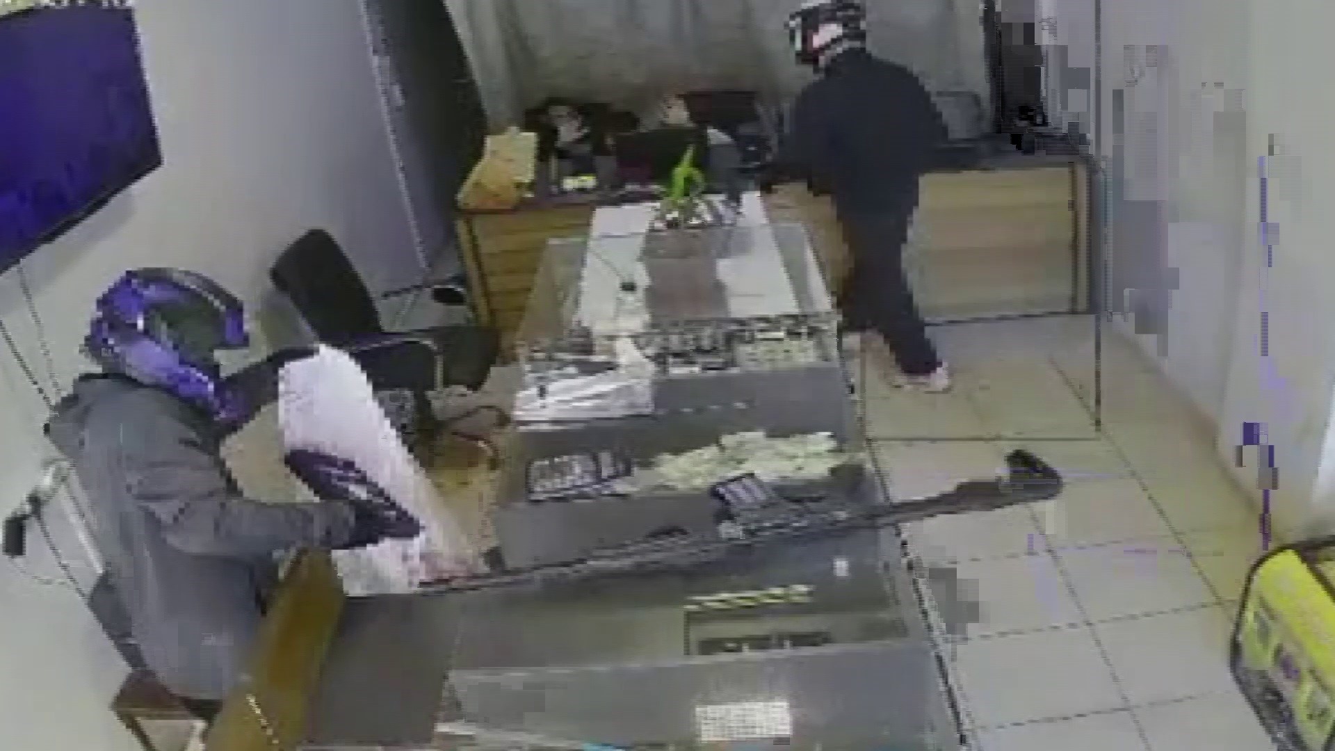 Film sahnelerini aratmayan soygunda 22 milyon TL’lik vurgun 3 dakika sürdü