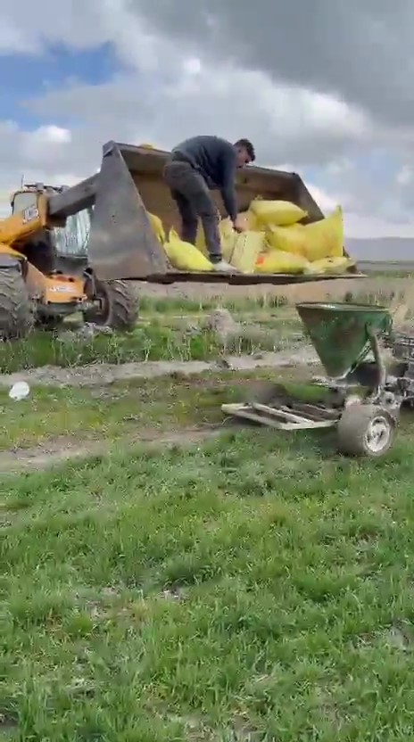 Bu görüntüler Konya’da çekildi! Çiftçinin yöntemi şaşırttı 