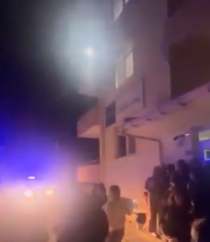 Konya’daki kız yurdunda panik anları: İkinci kata kadar tırmandı!