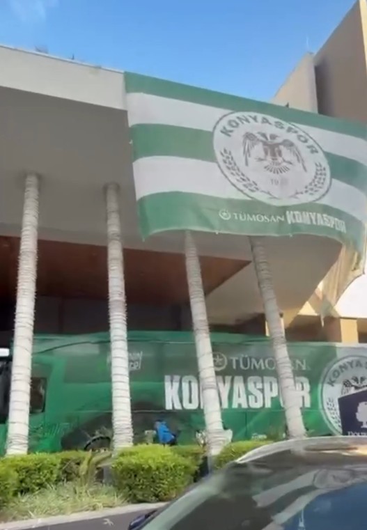 Konyaspor kafilesi Antalya’ya vardı