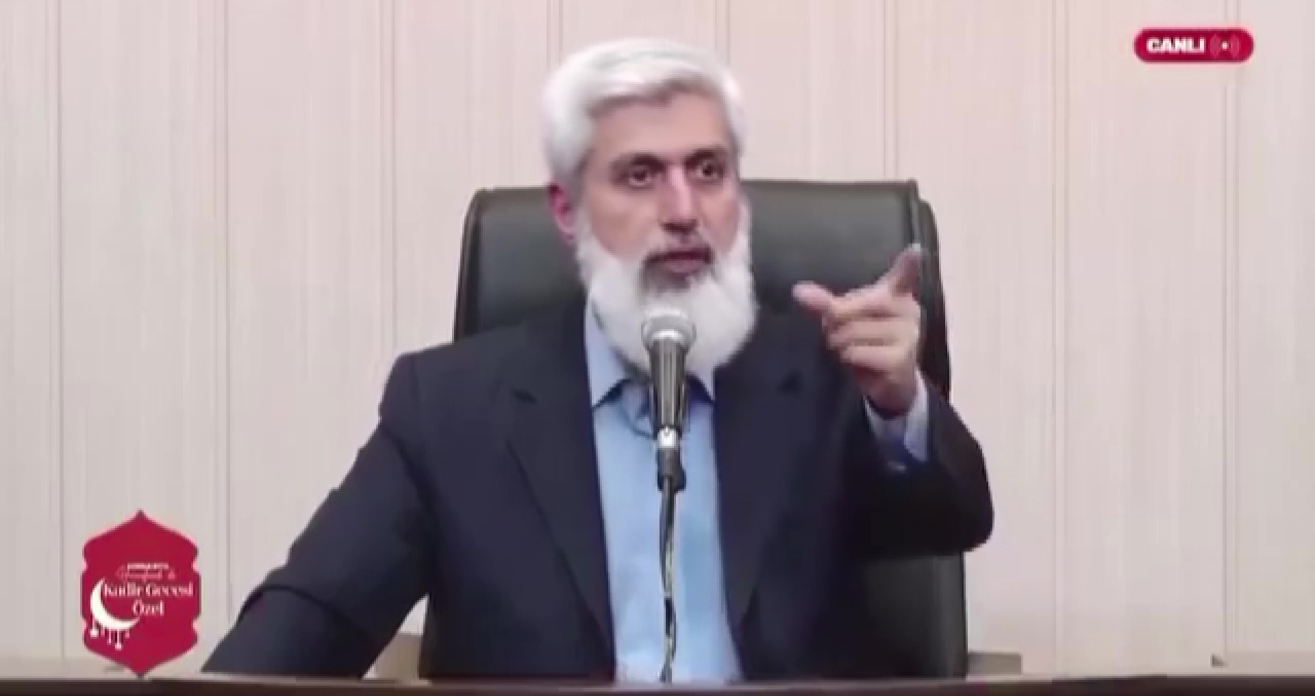 Alparslan Kuytul, çocuk sesine dahi tahammül edemiyor
