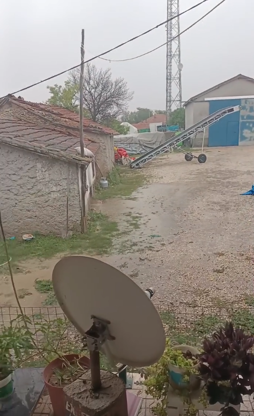 Meteoroloji yağış bekliyordu! Konya’nın Kadınhanı ilçesinde sağanak etkili oldu