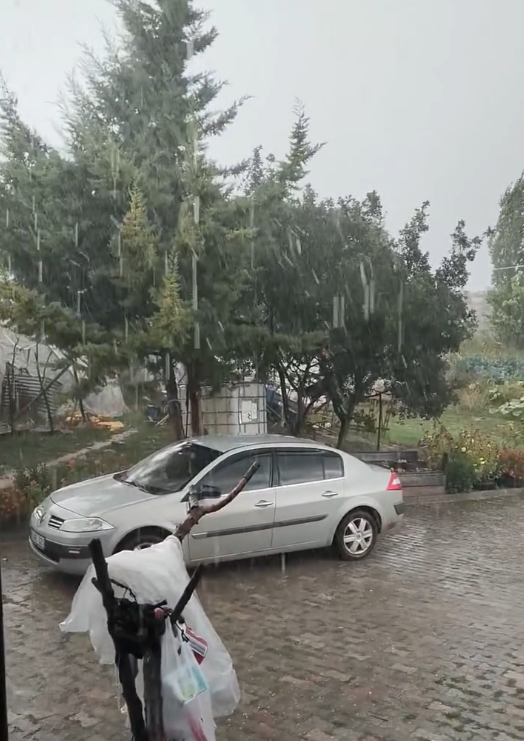 Konya’nın iki ilçesinde sağanak etkili oldu